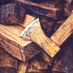 Holz und Beil